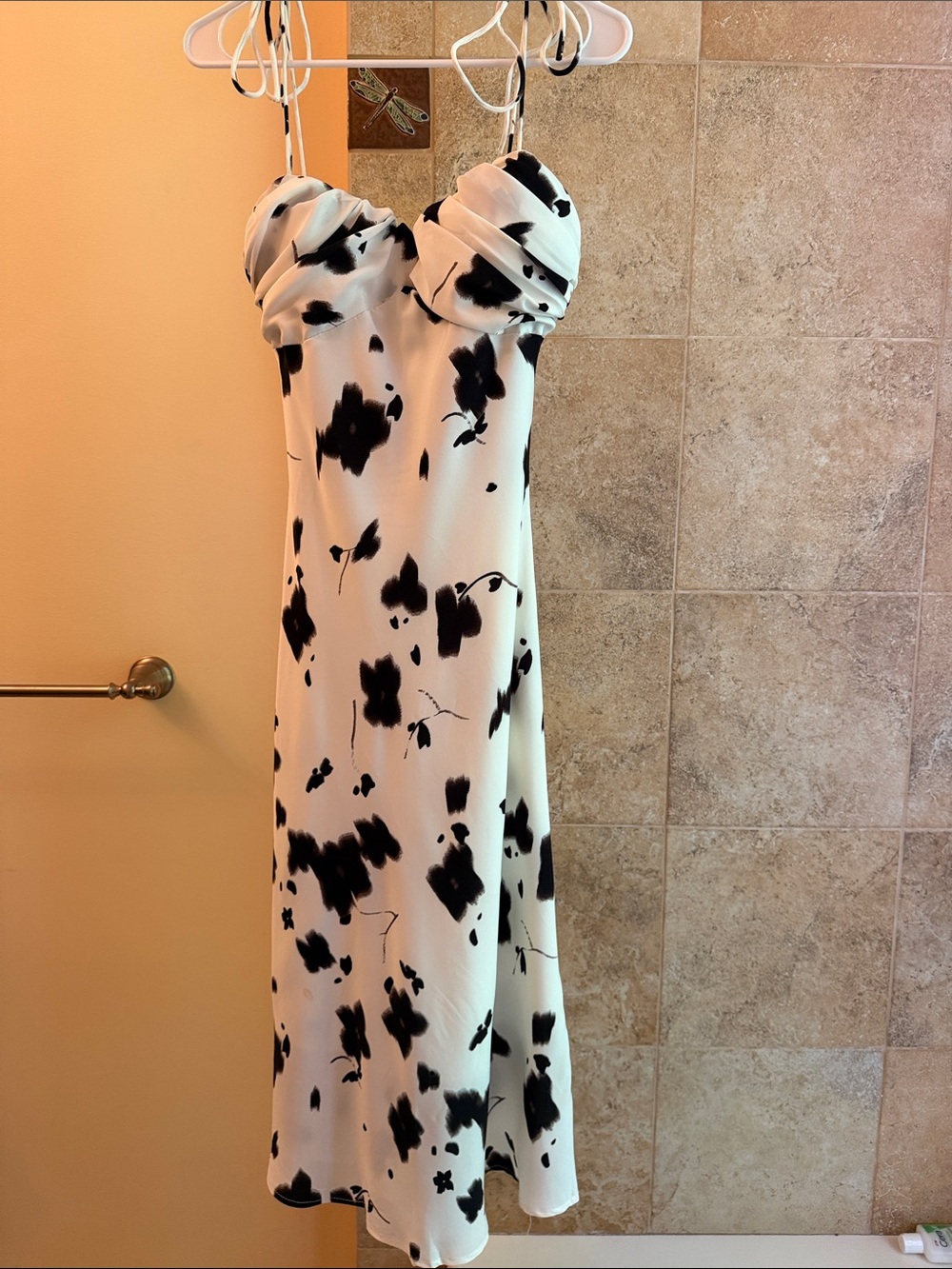Boutique White & Black Floral Spaghetti-Strap Midi Dress